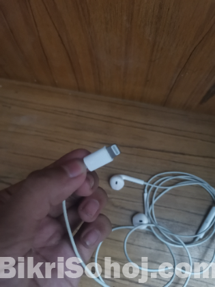 Apple Earphone Lighting